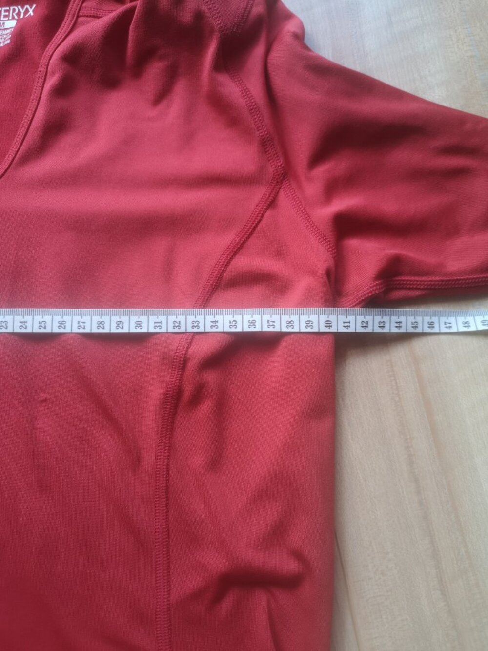ARC Arc'teryx - Women's Long Sleeve Technical Sun Hoody - Red - Size Medium - Picture 10 of 11